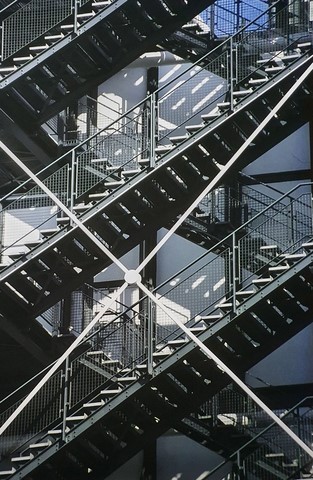 Georges Mesmin photographie escaliers beaubourg paris