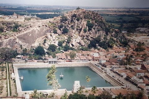 Georges Mesmin photographies shravana belagola reservoir d'eau inde